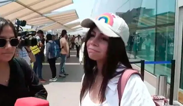 Pasajero exige una solución a la aerolínea colombiana Viva Air. Foto: captura / TV Perú