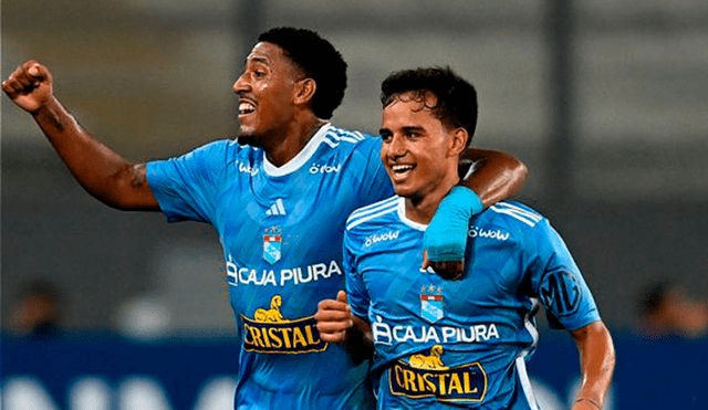 Jhilmar Lora se ganó un puesto este 2023 en el equipo titular de Sporting Cristal. Foto: AFP