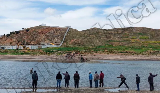 Al menos, 2 militares habrían fallecido y otros 4 fueron evacuados al hospital por los comuneros en Puno. Foto: Liubomir Fernández/URPI-GLR