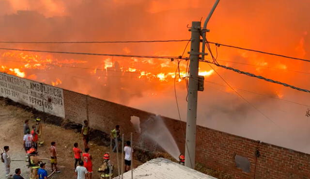 Bombero ya llegaron a la zona e intentan controlar el siniestro. Foto: captura / Somos Huarochirí