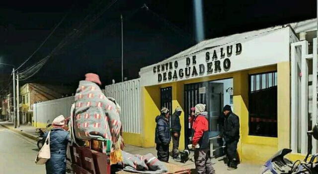 Mujer fue atendida en Centro de Salud de Desaguadero. Foto: difusión/Noticias Sin Filtro Puno TV