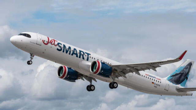 JetSMART recibió la aprobación de 27 rutas al interior del país colombiano. Foto: JetSMART