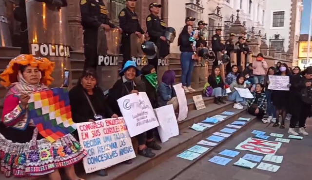 Ciudadanos realizaron marcha el último miércoles en Cusco. Foto: La Hora y El Tiempo de la Verdad/ Facebook