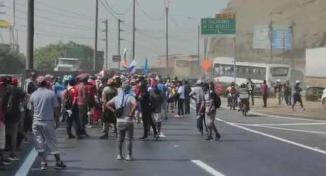 Manifestantes tomaron la Panamericana Norte. Foto: URPI - LR
