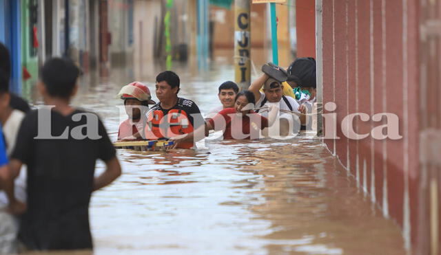 Son muchas familias que son afectadas por las lluvias. Foto: Clinton Medina / URPI-LR