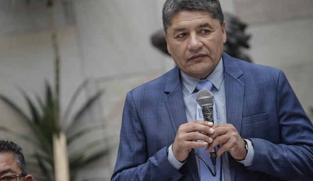 Decisión. Alcalde Rivera pidió perdón a  la población por show que no debió realizarse. Foto: La República.