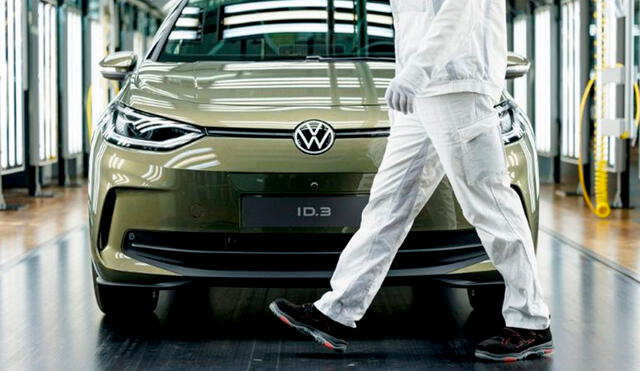 Una nueva versión del modelo eléctrico ID.3 de Volkswagen saldrá a la venta a finales de marzo por menos de 40.000 euros. Foto: DayFR