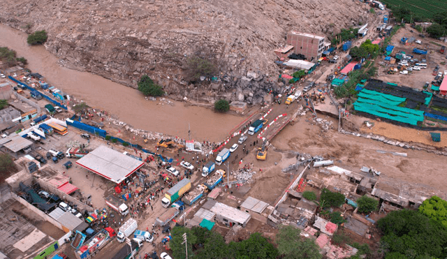 Estructura se alzó en tiempo récord para aliviar el tráfico. Foto: Aunor