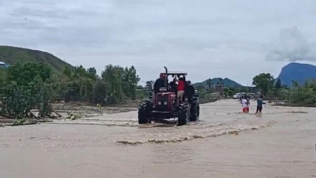 La población arriesga su vida al cruzar el badén Juana Ríos. Foto: captura de Rosa Quincho/La República - Video: Rosa Quincho/URPI-LR