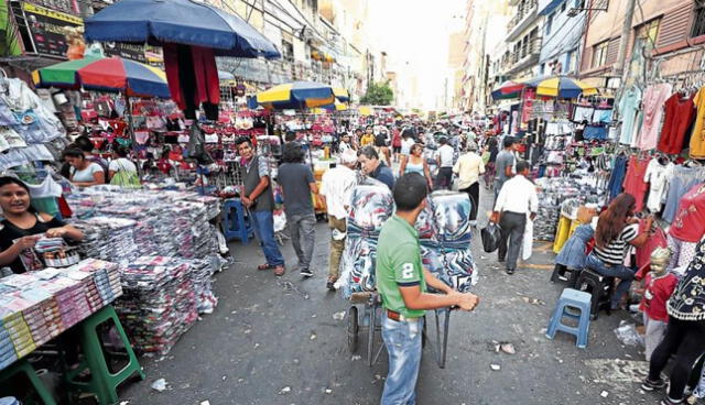 Se recuperaron los niveles de empleo prepandemia pero aún domina la informalidad y la precarización.