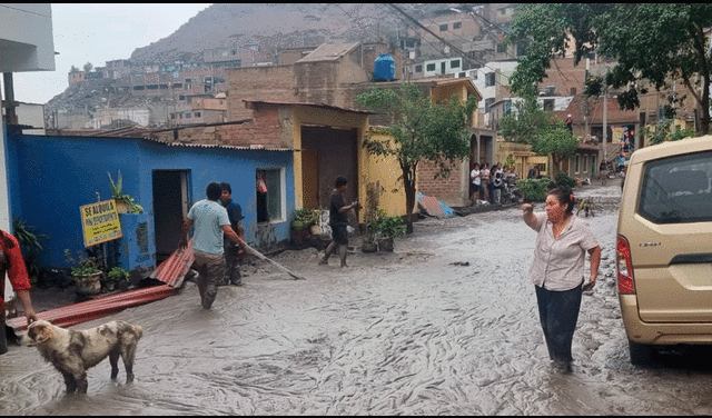 Chosica soportó cuarto huaico en solo 5 días. Residentes solicitan apoyo para limpieza de sus viviendas y espacios públicos. Foto: María Pía Ponce/URPI-LR | Video:Canal N