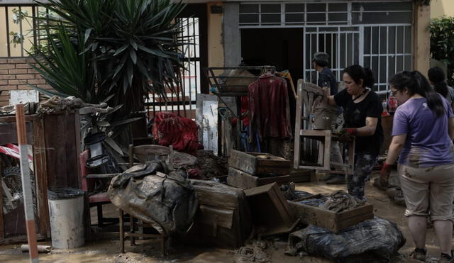 Medidas de excepción se aplican ante la crítica situación en diversas zonas del país debido a los fenómenos climatológicos. Foto: Marco Cotrina/La República