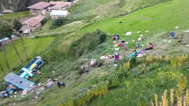 Ciudadanos de Pomabamba lamentan el accidente de tránsito que ha enlutado a la comunidad. Foto: Cortesía