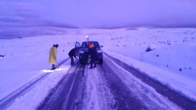 Vía Arequipa-Caylloma se encontraba cubierta por nieve. Foto: Municipalidad Provincial de Caylloma