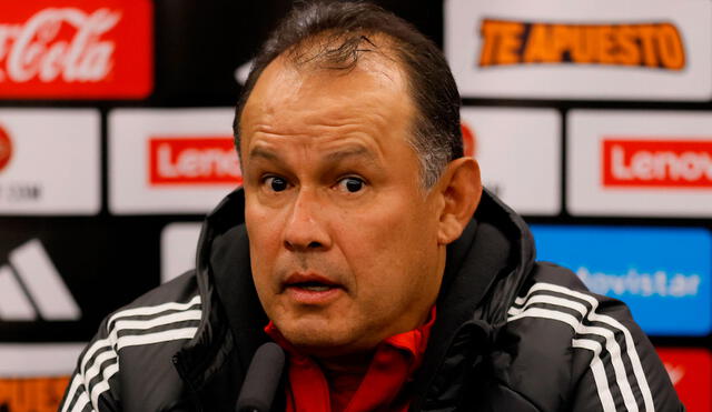 El estratega de la selección peruana convocó a 25 jugadores para enfrentar a Alemania y Marruecos. Foto: EFE