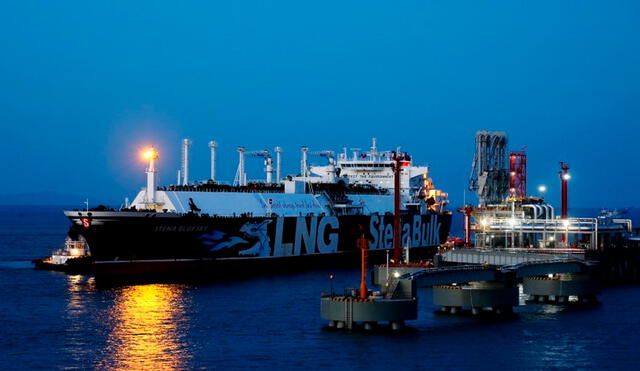 TotalEnergies confirmó que la transacción implicaba GNL importado de Emiratos Árabes Unidos. Foto: Reuters