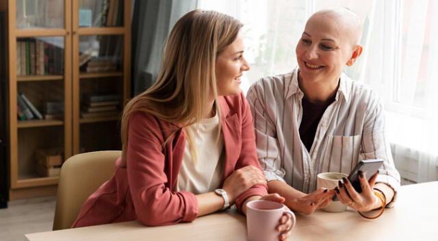 Mujeres diagnosticadas con cáncer de mama deben recibir una atención médica activa. Foto: difusión