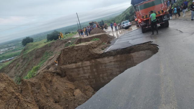 Lluvias que vienen cayendo en la región del norte han causado derrumbe y restringen el tránsito en las carreteras. Foto: cortesía