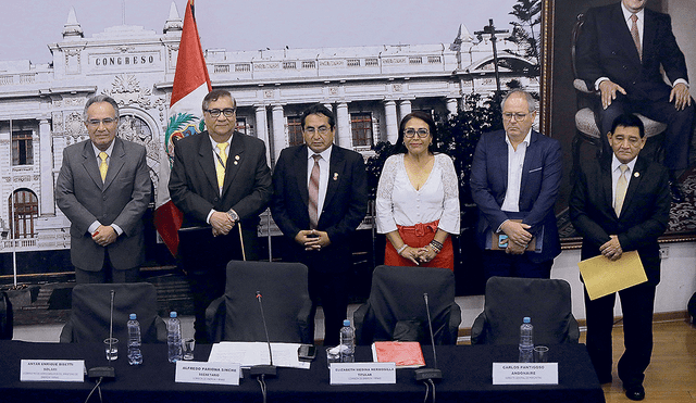 Cónclave. Actores del Ejecutivo, Legislativo, sindicatos y empresas publico-privadas se dieron encuentro en el foro "El futuro de los lotes petroleros en el Perú". Foto: Gerardo Marín/La República