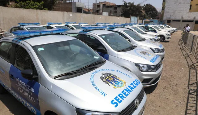 Vehículos siguen paralizados en cocheras sin darle el uso de servir a población. Foto: La República