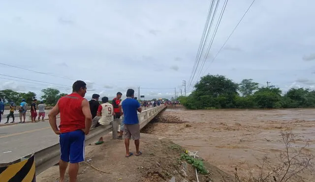 El río La Leche volvió a desbordarse en la provincia de Lambeyeque: Foto: Rosa Quincho/ La República