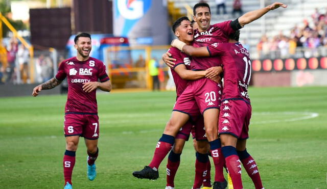 Saprissa es líder de la Liga Promerica con 39 puntos. Foto: composición GLR