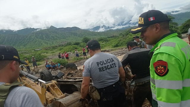 Un total de 3 personas fueron arrastradas por huaico en Cajamarca. Foto: PNP