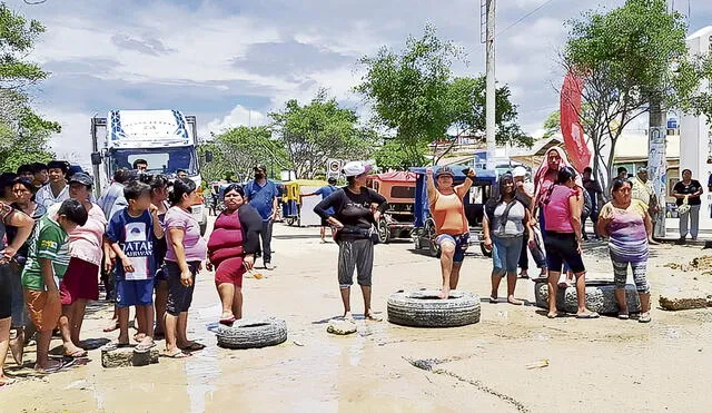 Cansados. Pobladores han empezado a tomar las vías ante la lentitud del Ejecutivo. Han convocado a un paro para este 18. Foto: difusión