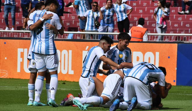 Argentina venció a Chile en el inicio de la fase final del torneo. Foto: Argentina
