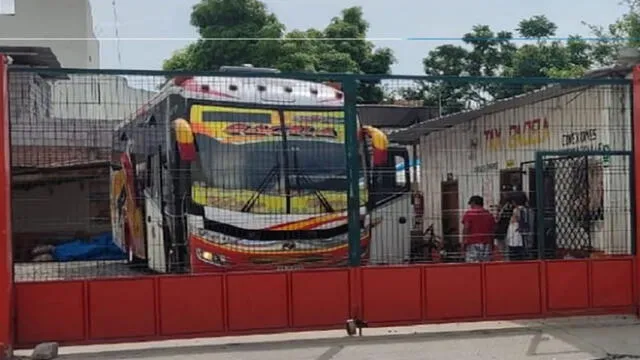 Testigos mencionaron que dos individuos lanzaron un artefacto explosivo en las inmediaciones de la cooperativa Gacela. Foto: Diario La Hechicera