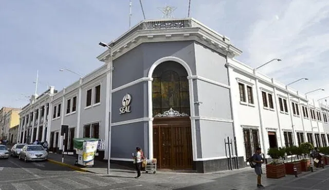 Local de la Sociedad Eléctrica del Sur Oeste – SEAL en Arequipa. Foto: La República