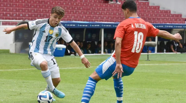 La Albiceleste dividió puntos con Paraguay en el estadio Rodrigo Paz Delgado. Foto: selección argentina/Twitter