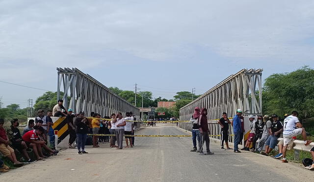 Toma de puentes y carreteras en Piura. Foto: Almendra Ruesta / La República