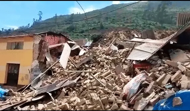 Deslizamiento se produjo debido a las fuertes lluvias en el distrito Atavillos Bajo, de Huaral. Foto: Coen