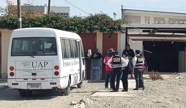 Allanamiento. Policías y fiscales acudieron al inmueble ubicado en el centro poblado La Natividad, al lado de la universidad Alas Peruanas. Foto: la República