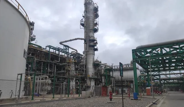 A raíz de las malas inversiones, la Refinería de Talara estancó su producción del crudo. Foto: difusión