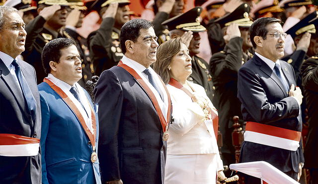 Muy buenas migas. Dina Boluarte y José Williams son los rostros de la alianza tácita entre el Gobierno y el Congreso, según diversos sectores del país. Foto: difusión