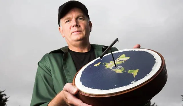 En 2018, Bob Knodel gastó una gran cantidad de su dinero para intentar probar que la Tierra es plana. Foto: MUBI