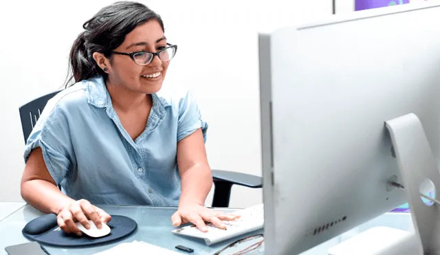 El Día de la Secretaria se celebra en nuestro país el 26 de abril. Foto: Osiptel