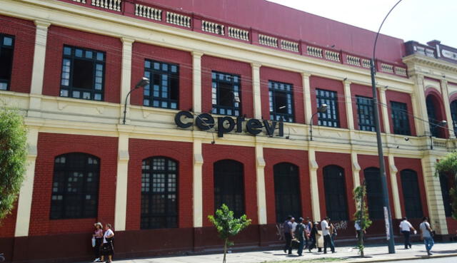 La sede central del centro preuniversitario de la UNFV se ubica en el Centro de Lima. Foto: UNFV