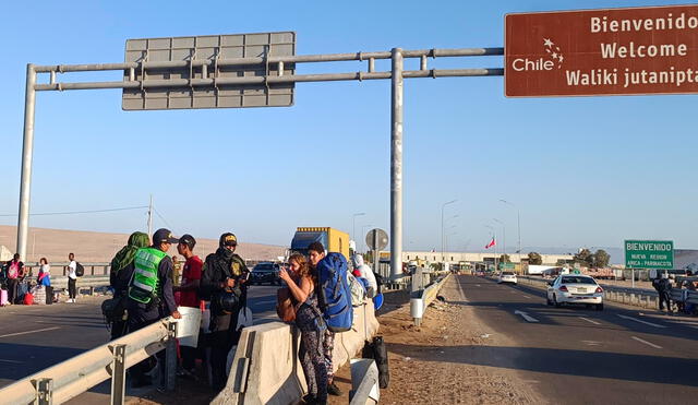 Panorama. El último miércoles un nuevo grupo de migrantes llegó a la frontera. No se registraron bloqueos de la carretera. Foto: La República