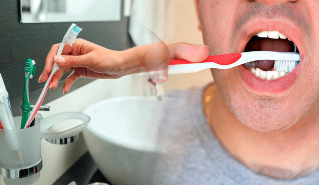 Conoce el verdadero motivo por el que no deberías colocar tu cepillo de dientes al interior del baño. Foto: composición LR/Computer hoy/El mundo today