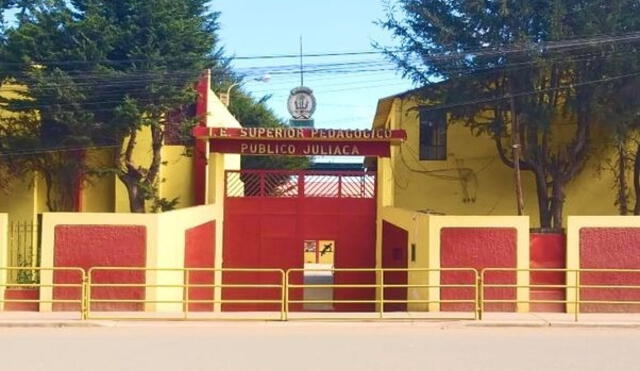 Postulantes desconocen sus resultados del examen de admisión. Foto: Escuela de Educación Superior Pedagógica Pública Juliaca