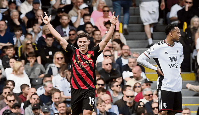 Letal. Julián Álvarez lleva 8 goles marcados en 25 partidos jugados por la Premier League. Foto: EFE