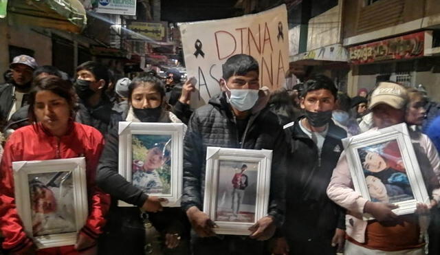 A la espera de justicia.  Familias de los caídos en las protestas de Juliaca perciben que las investigaciones se retrasarán más cuando los casos vayan a Lima. Foto: LR