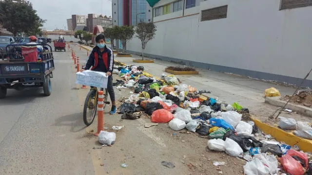 Ciclovías fueron instaladas en varias calles de Chiclayo, pero colectivos de ciclismo cuestionaron su distribución. Foto: Clinton Medina