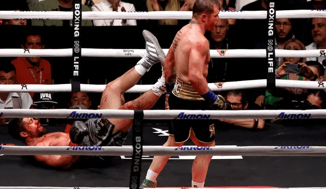 'Canelo' Álvarez tuvo una difícil pelea contra el británico John Ryder en Jalisco. Foto: AFP