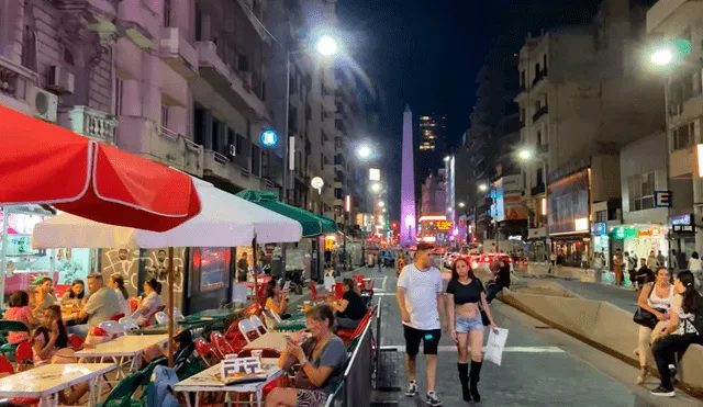 La Avenida Corrientes alberga la vida nocturna y bohemia de la Ciudad de Buenos Aires. Foto: difusión