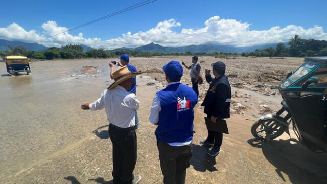 Julio Hidalgo verificó la situación de la quebrada Juana Ríos. Foto: Defensoría del Pueblo