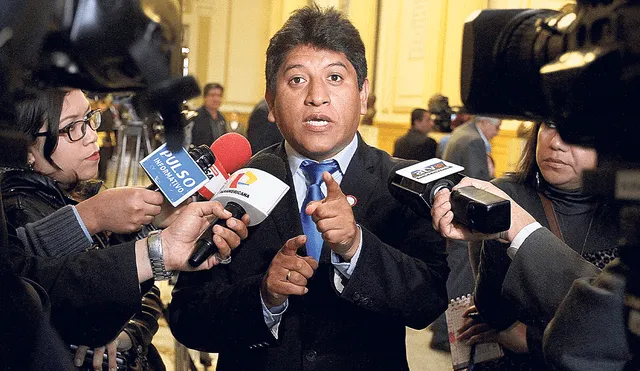 Josué Gutiérrez fue designado este miércoles 17 de mayo como el nuevo titular de la Defensoría del Pueblo. invitado de Perú Libre. Foto: Congreso
